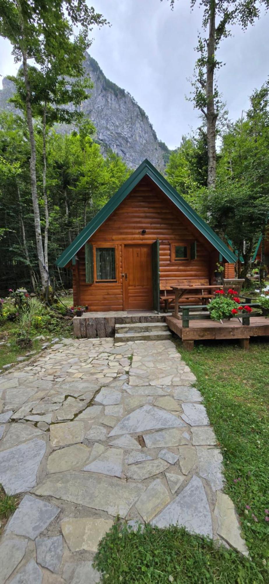 Bungalows Prokletije Gusinje Exteriér fotografie